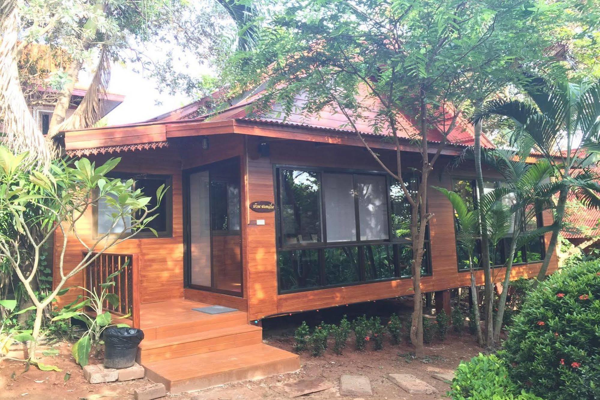 Baansuan Aokhai Beach Resort Mae Phim Eksteriør billede