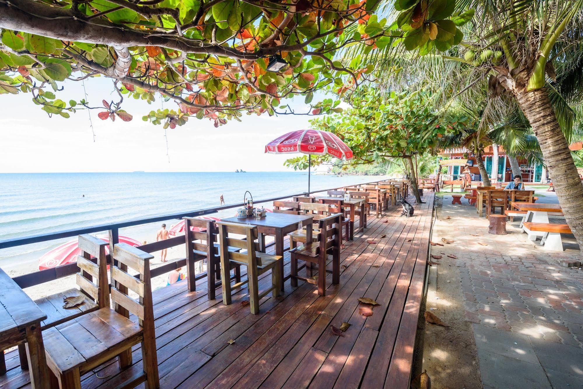 Baansuan Aokhai Beach Resort Mae Phim Eksteriør billede