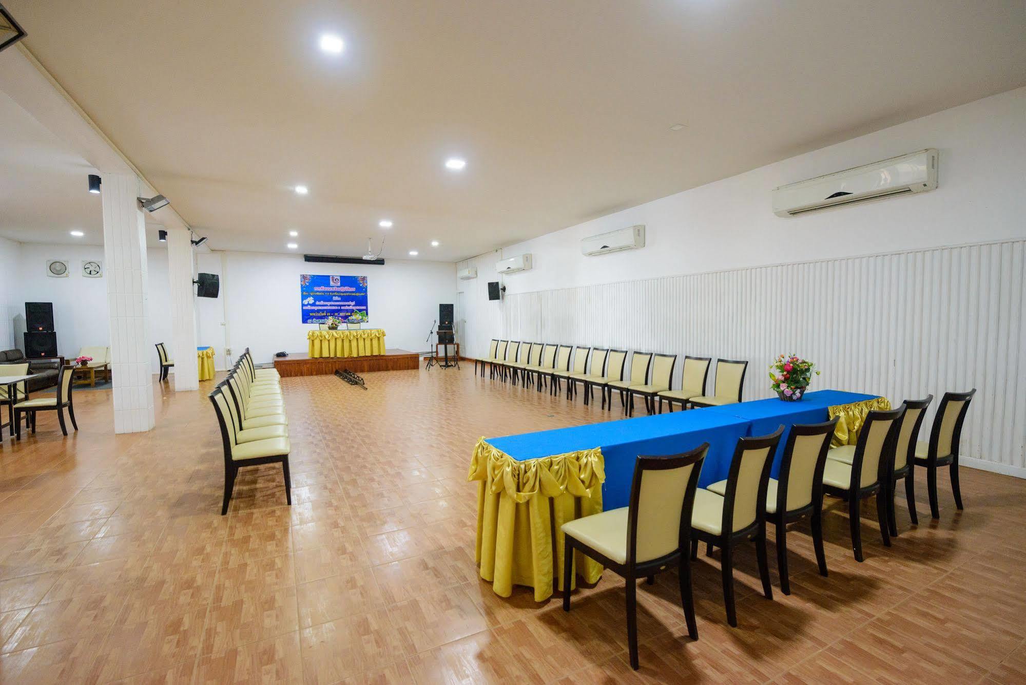 Baansuan Aokhai Beach Resort Mae Phim Eksteriør billede